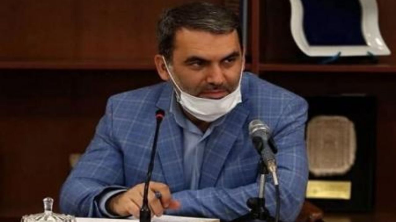 مجلس نمی‌تواند به امور بانک‌ها ورود پیدا کند/ صحبتی درباره افزایش قیمت بنزین در بودجه 1401 مطرح نیست