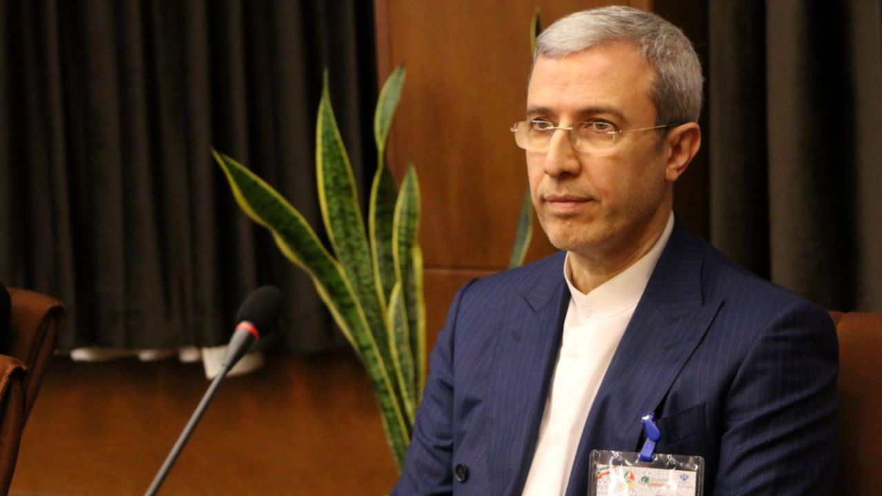 فدراسیون جهانی ضمانت صدور ویزای آمریکا را داده است