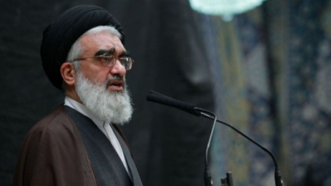 حفظ حجاب برای همه مؤمنان واجب اما برای اهالی قم واجب تر است / مقدس بودن قم به صراحت در روایات ذکر شده