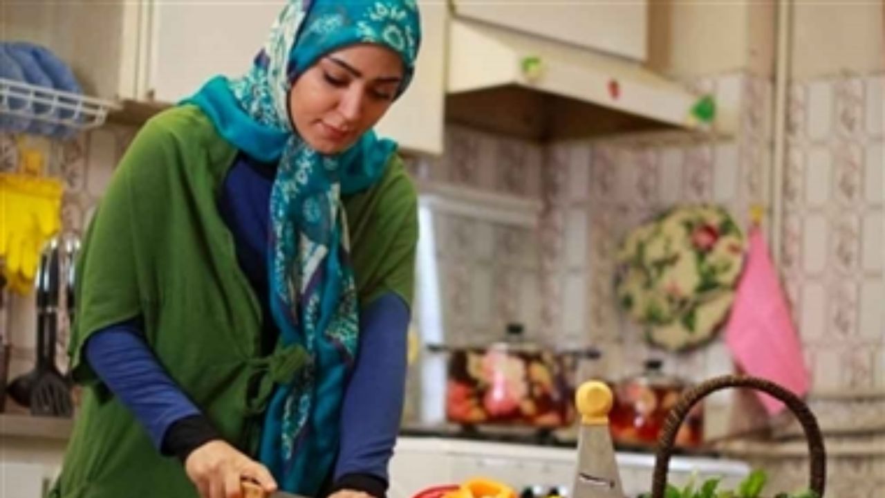 توضیحات نایب رئیس فراکسیون زنان درباره بیمه زنان خانه‌دار