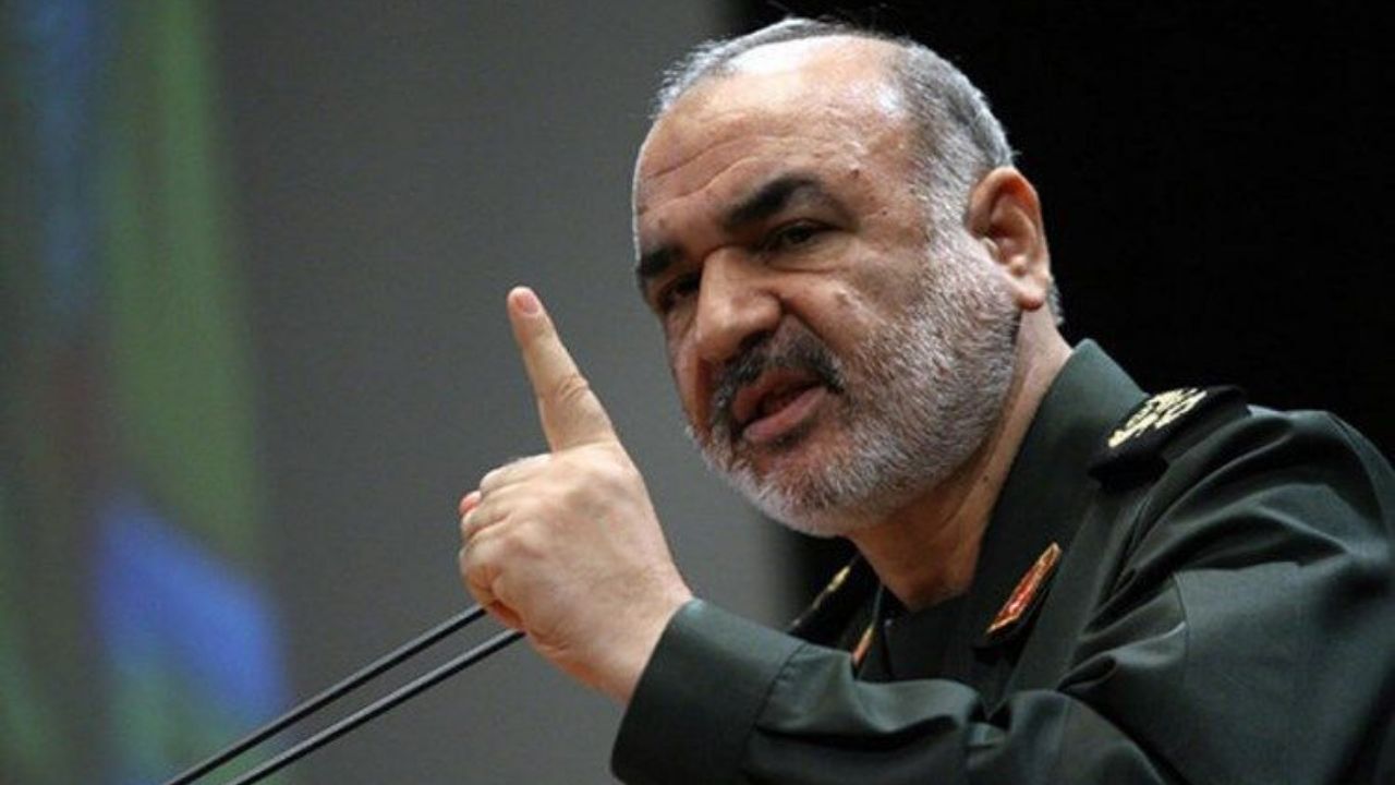 امروز فناوری های نوین دریایی در اختیار ما است / شناورها هویت حقیقی تاکتیک ما هستند که حامل پیام های استراتژیک در دریا است