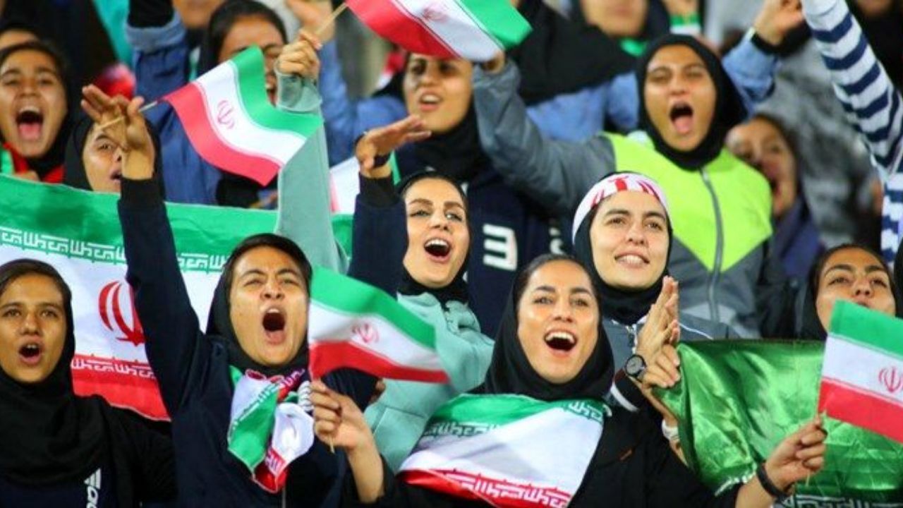 برای ورود زنان به استادیوم منع قانونی داریم/ شرع و شریعت هم با این مساله مخالفت کرده است