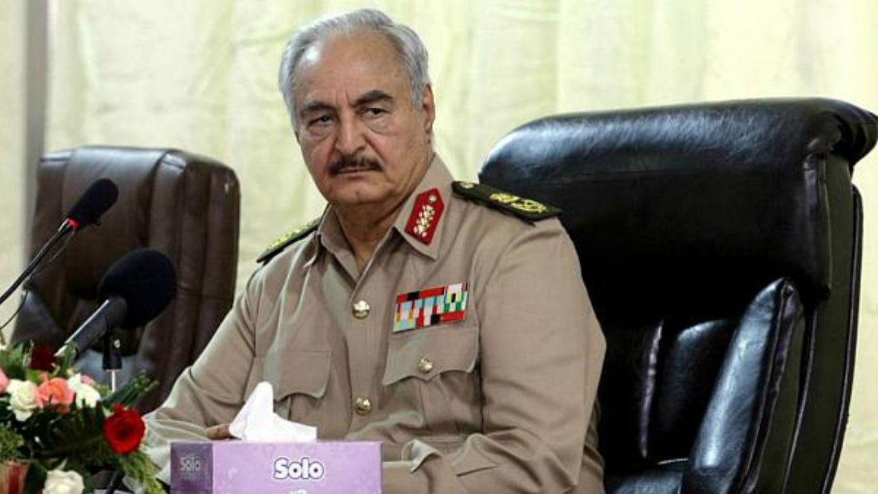 خلیفه حفتر نامزد انتخابات لیبی شد/"هدفم رهبری مردم در مرحله‌ سرنوشت ساز است نه قدرت طلبی"