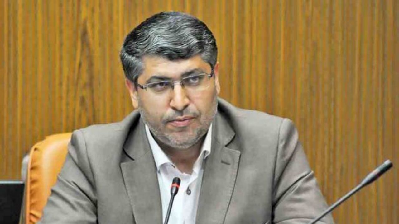 مدیران روحانی انگیزه‌ای برای همکاری با دولت رئیسی ندارند و کارشکنی می‌کنند