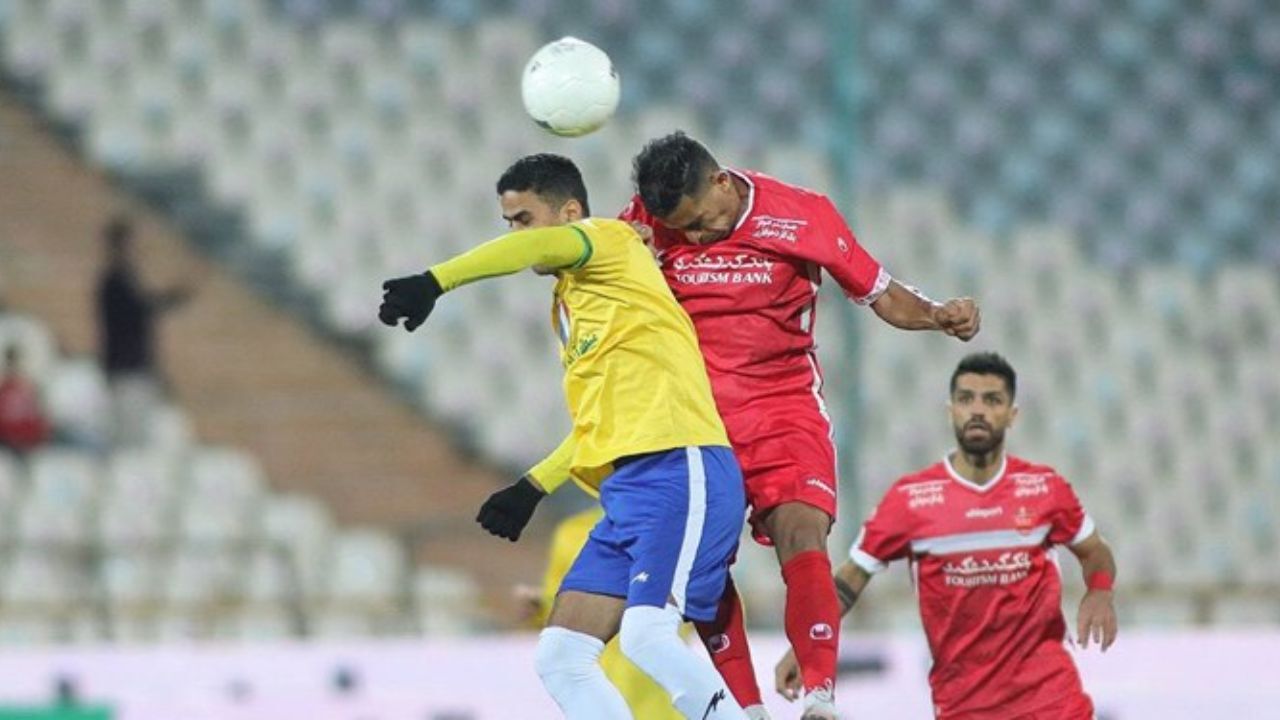 پیروزی در دو نیمه متفاوت / سرخپوشان مقابل هواداران آبرو داری کردند