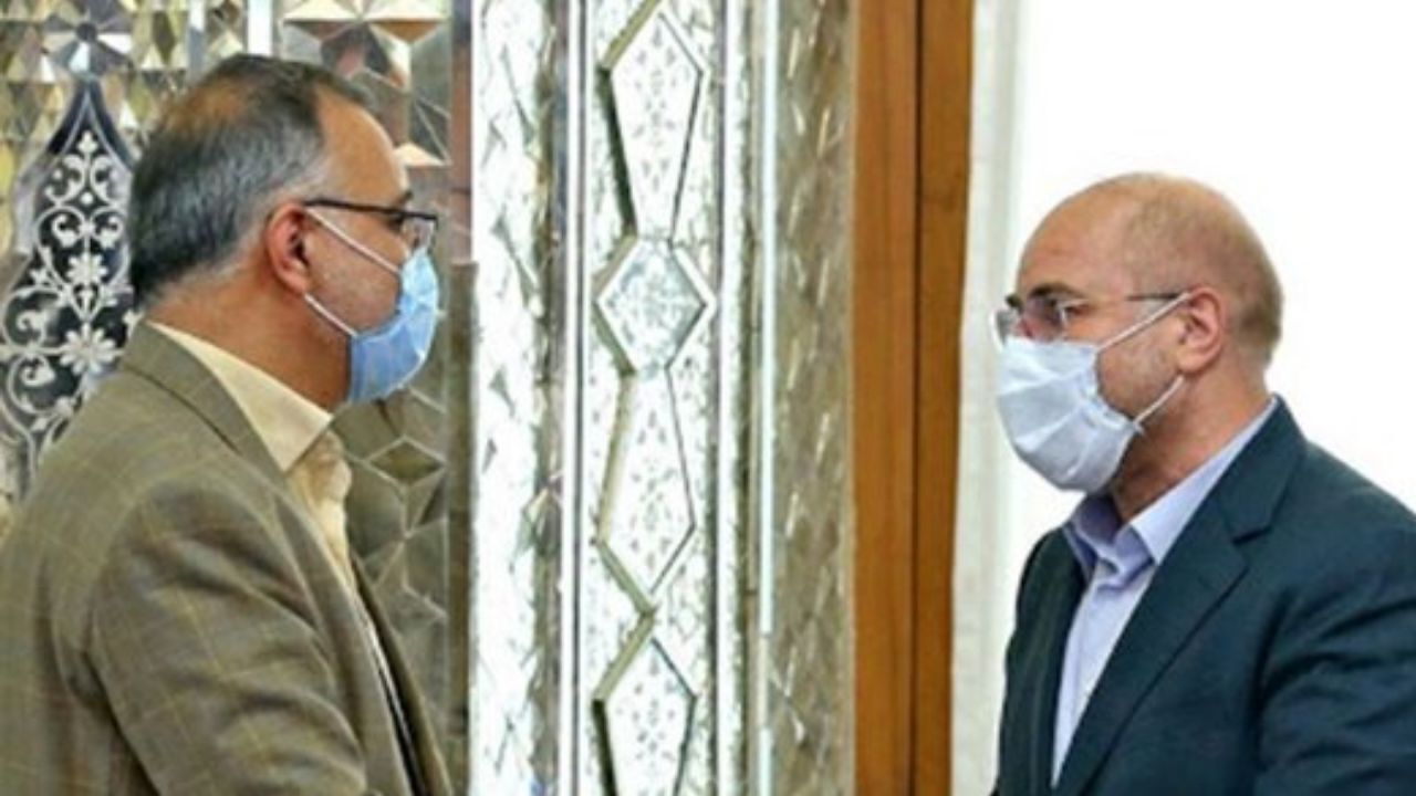واکنش روزنامه اطلاعات به انتصاب زاکانی و قالیباف در هیات امنای دانشگاه تهران! / سرزمینی با بیش از هشتادمیلیون نفوس، نخبگان وخبرگانی دارد انگشت‌شمار؛ اما دانای همه‌ی امور! / مگر این آب و خاک این‌سان دریغ‌زا قحط‌الرجال‌زده شده است؟