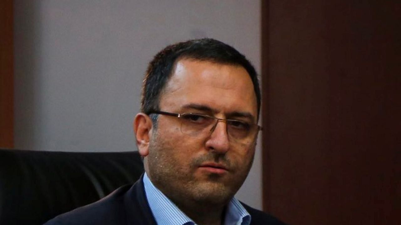 چشمه علی خشک نشده است