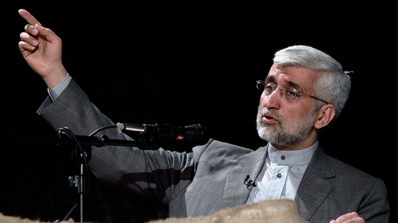 کار فرهنگی و تبیینی مؤثر با «فشار پیامکی» شکل نمی‌گیرد