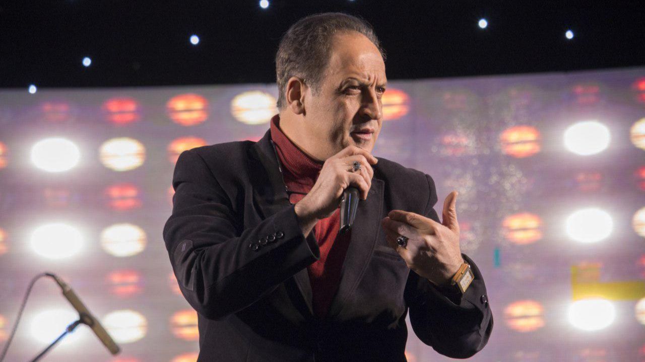 بهمن هاشمی مجری برنامه «چهل ستاره» شد
