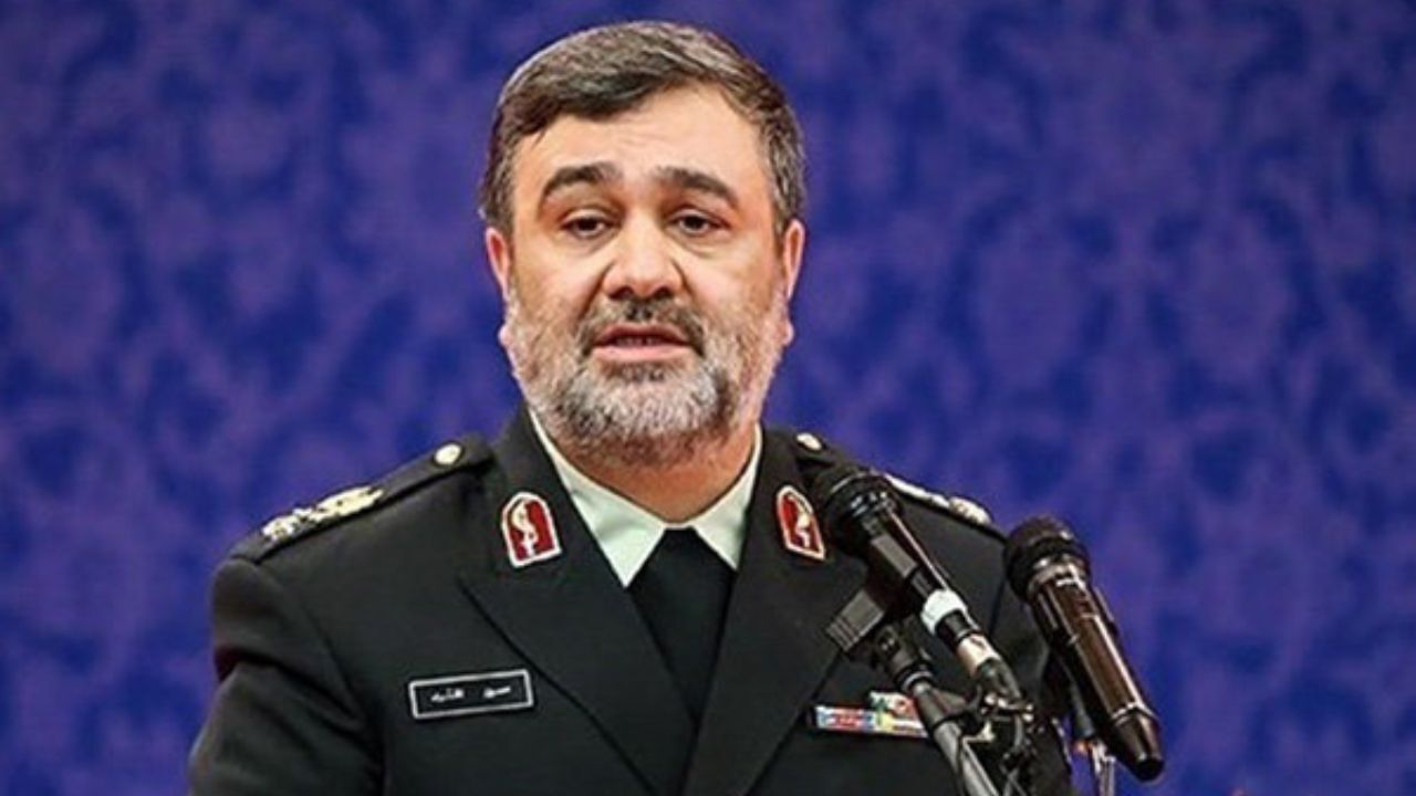 دشمنان به دنبال موج سواری بر روی برخی حوادث و شرایط هستند
