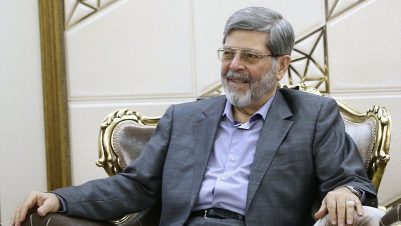 هفته‌ای چند بار رهبری را ملاقات می‌کنم/ آیت‌الله خامنه‌ای محکم ایستاده است/ فردی که چند هزار میلیارد پول دارد نباید وزیر جمهوری اسلامی بشود/ در این 40 سال مثل آیت‌الله خامنه‌ای ندیدم/ هاشمی اول انقلاب و دوران جنگ را بیشتر می‌پسندم