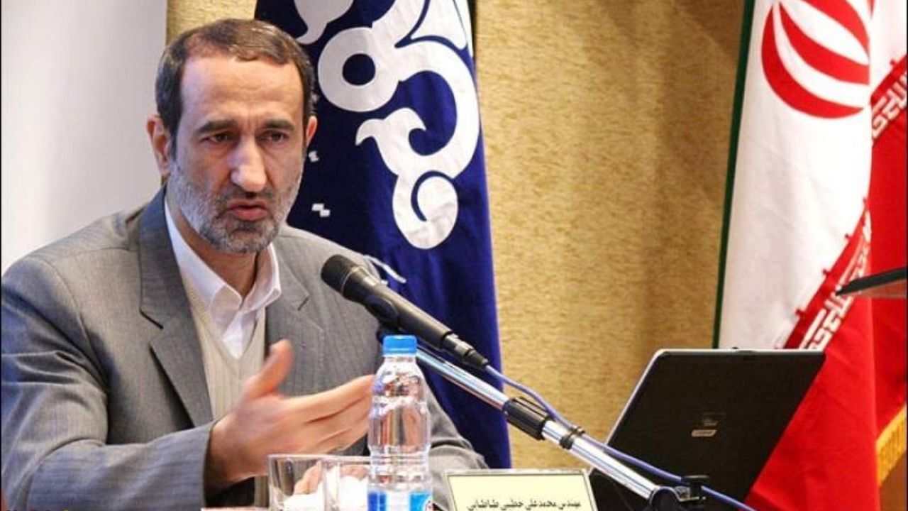 مشکل فروش نفت ایران با عرضه در بورس حل نمی‌شود/ آمریکا برای تمدید معافیت‌ها بازار را رصد می‌کند/ باید مانع حضور شرکت‌ها به‌صورت گزینشی در بورس شد