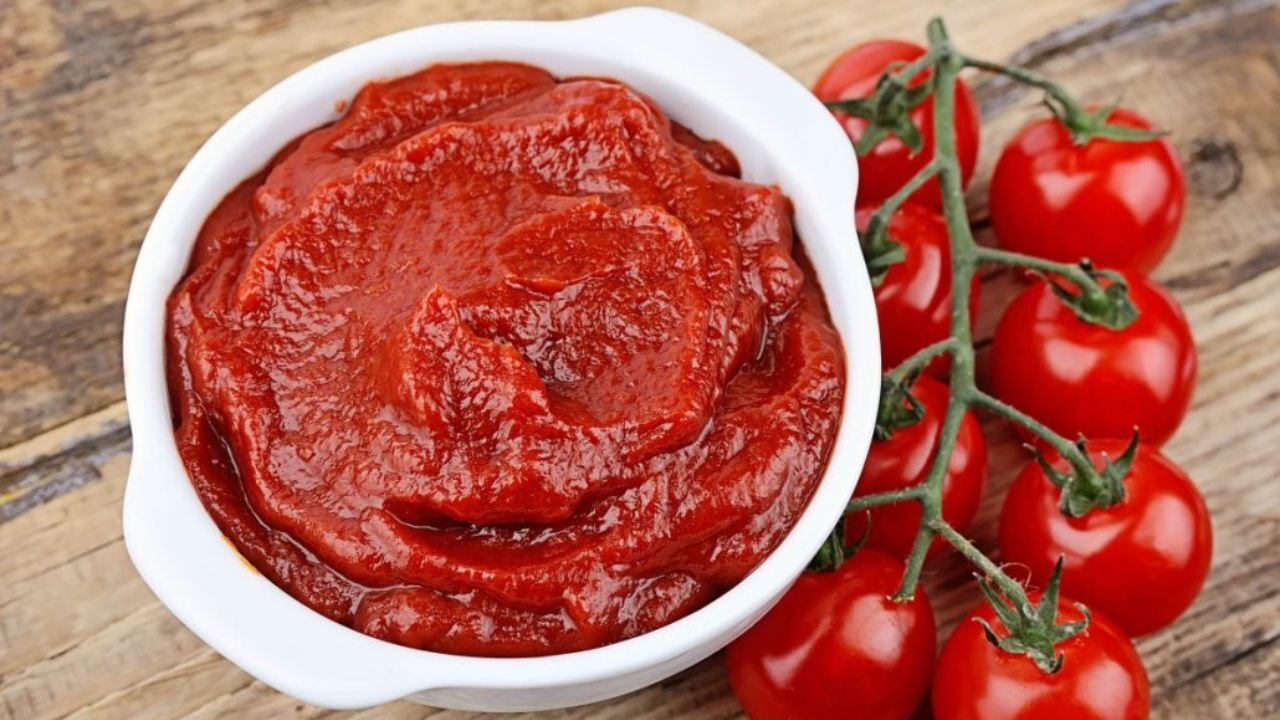 نبود صرفه اقتصادی در استفاده از گوجه فرنگی غیرفصل برای کارخانه‌های تولید رب
