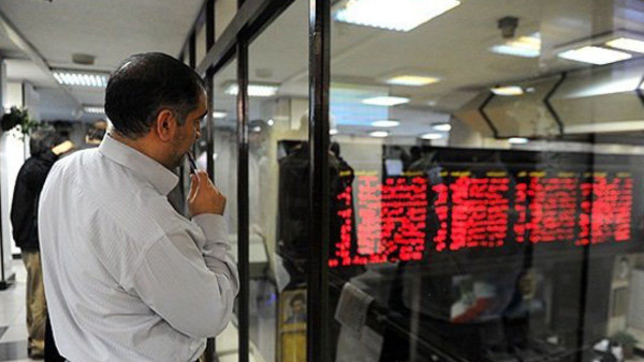 بانکی‌ها بازار سهام را در دست گرفتند