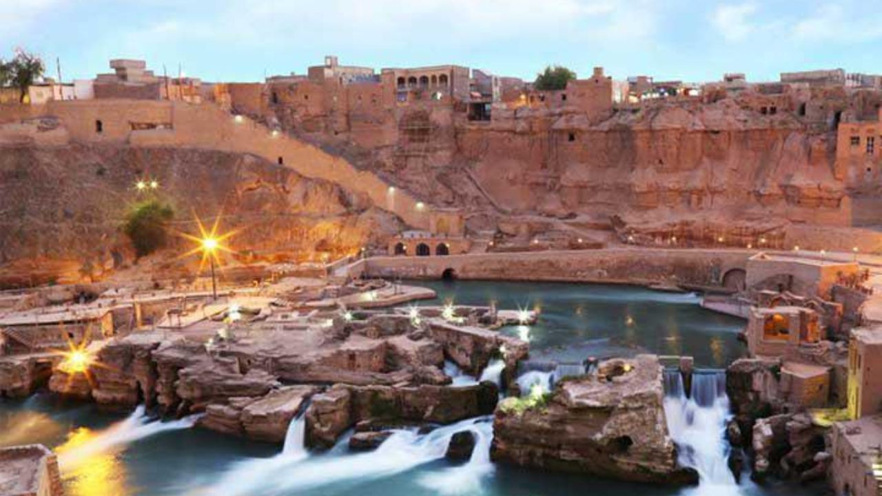 گردشگری دریایی فاکتوری مهم در جذب گردشگر است/ بعد از بارش‌های امسال تا پایان تابستان آینده ریزگرد نداریم/ ارائه تخفیفات اماکن اقامتی میراث فرهنگی در ایام نوروز