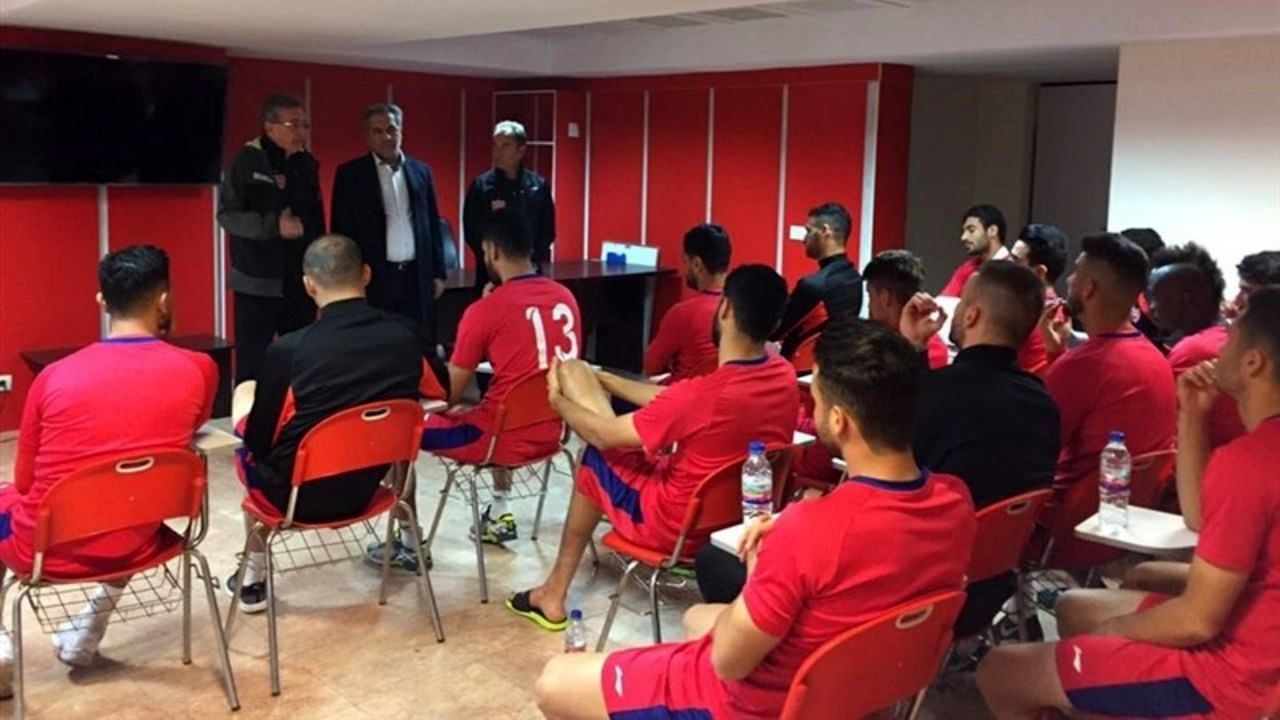 وعده مدیران پرسپولیس به بازیکنان؛ آخر هفته پول می‌رسد
