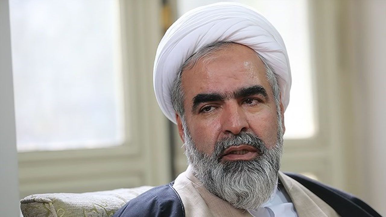از استعفای ظریف خوشحالیم