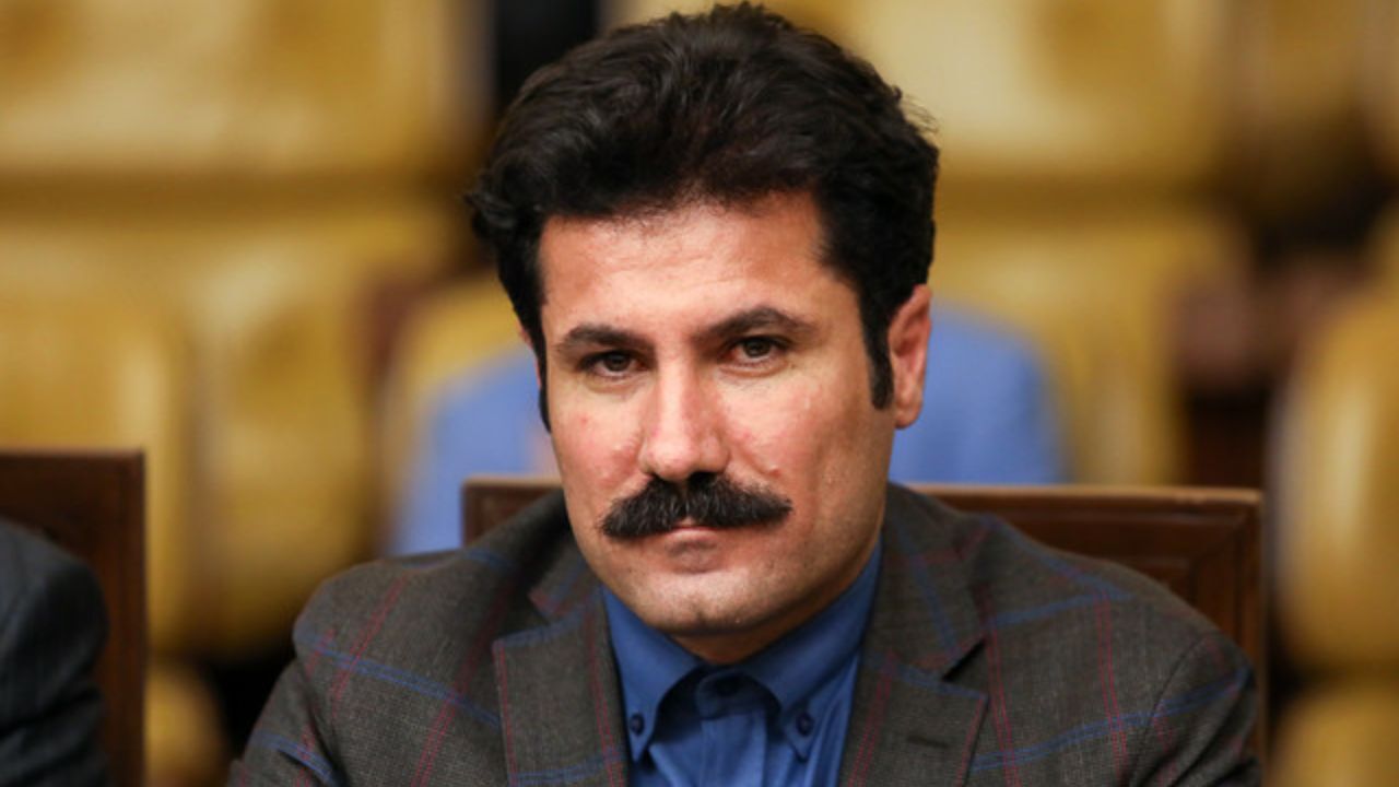 سران قوا در خصوص فیلترینگ فضای مجازی به موضع مشترک برسند/ آیا نسبت به وزرای سابق در دولت‌های گذشته هم دادستان ورود علنی می‌کرد؟/ عزمی برای فیلتر کردن اینستاگرام وجود دارد