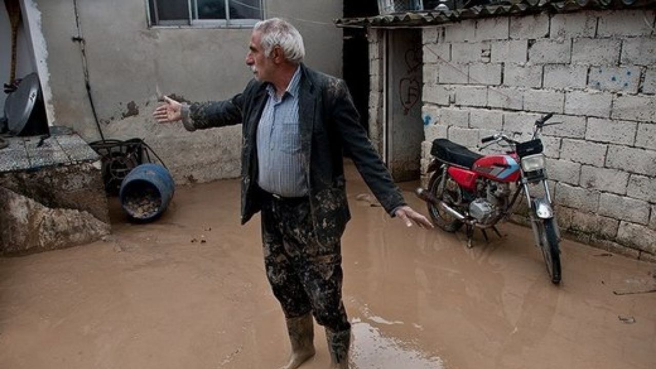 به سیل‌زده‌های شمال کمک کنید؛ موادغذایی و پتو نیاز است