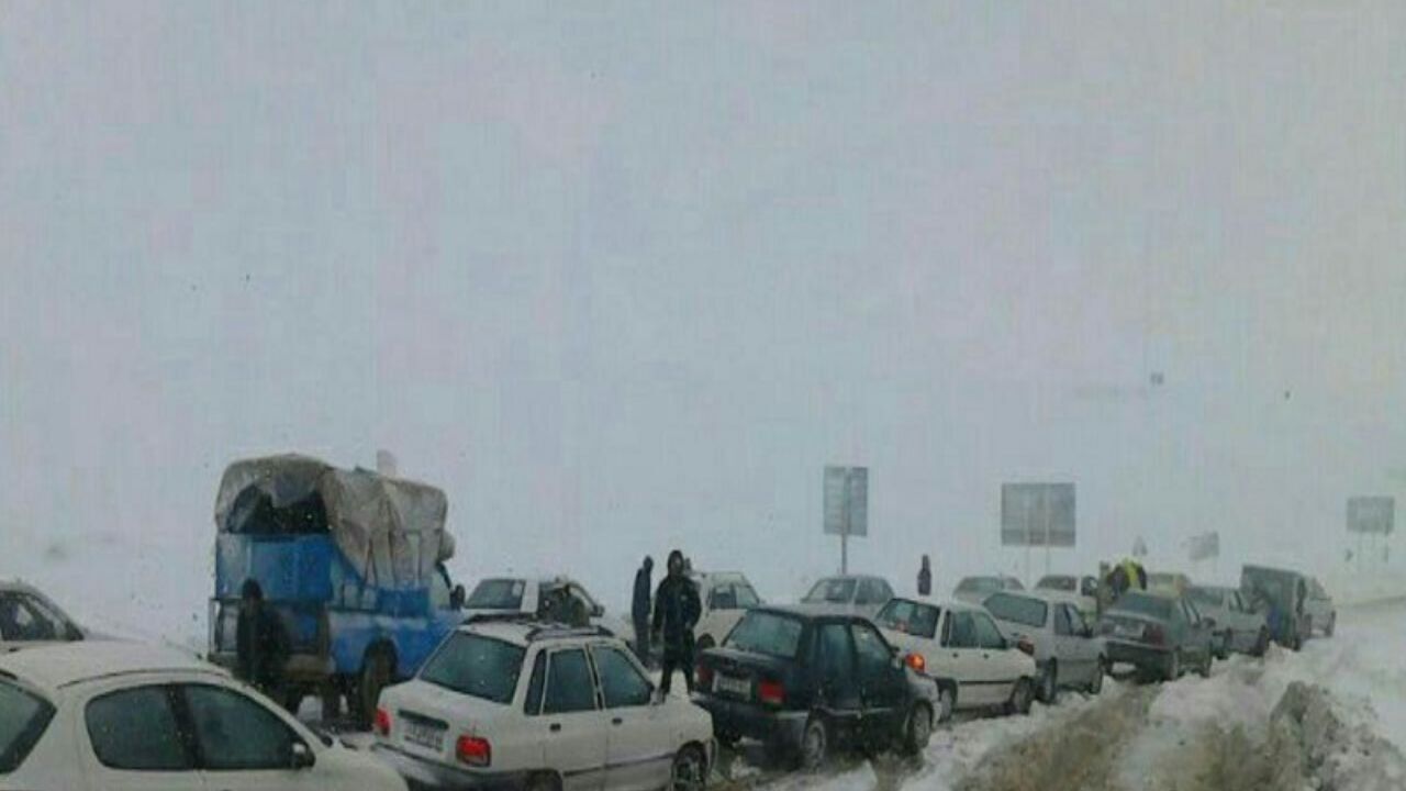 نجات 2000 مسافر نوروزی از کولاک