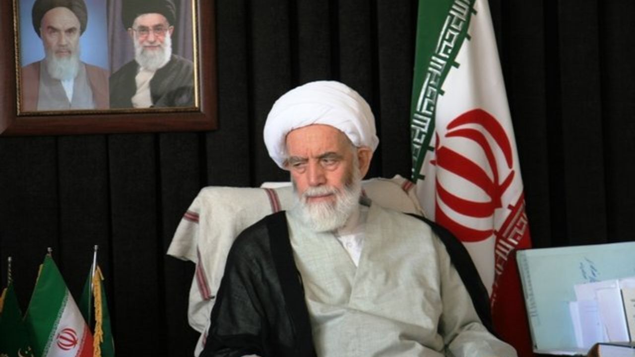 آیت الله طه محمدی امام جمعه‌ای مردمی بود