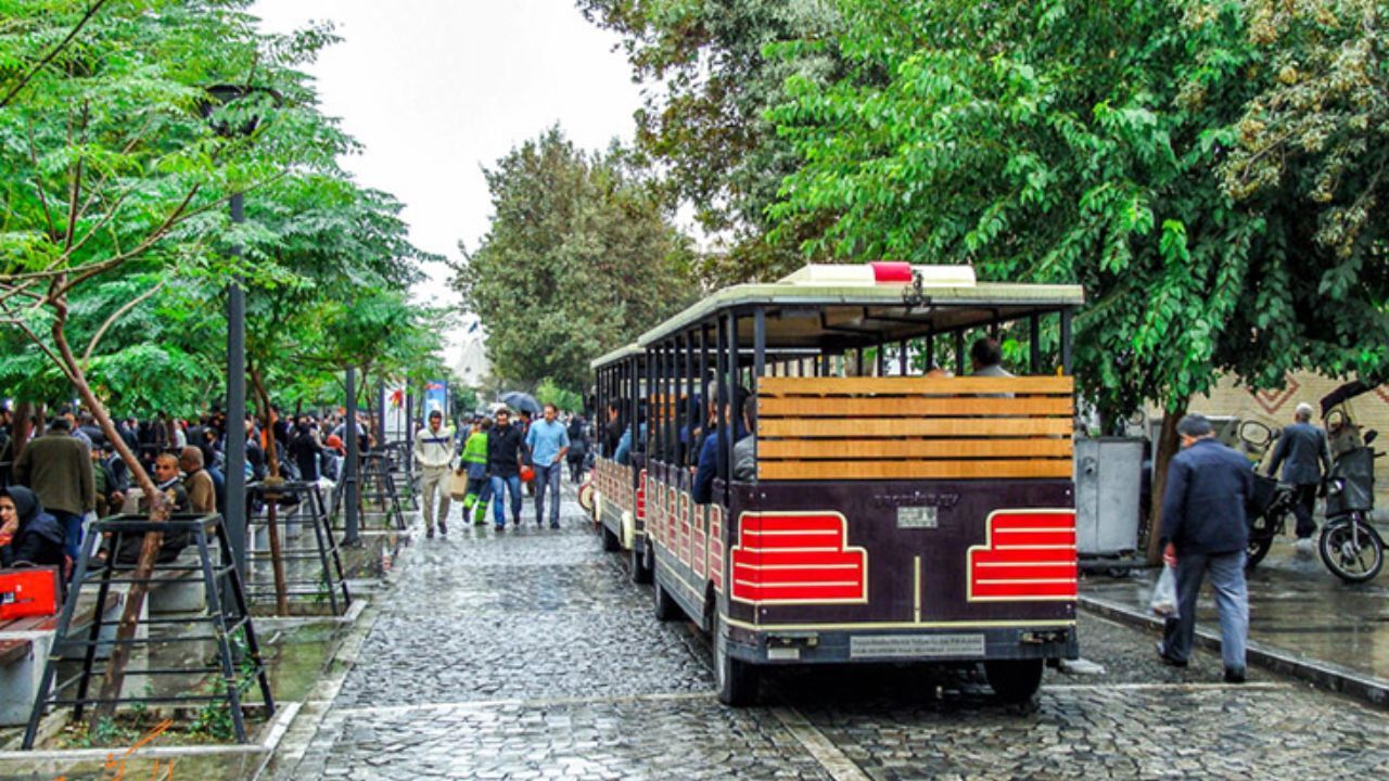 از دریاچه و دشت تا موزه و کاخ‌های پایتخت در تعطیلات/ بهترین فرصت شبگردی در نوروز