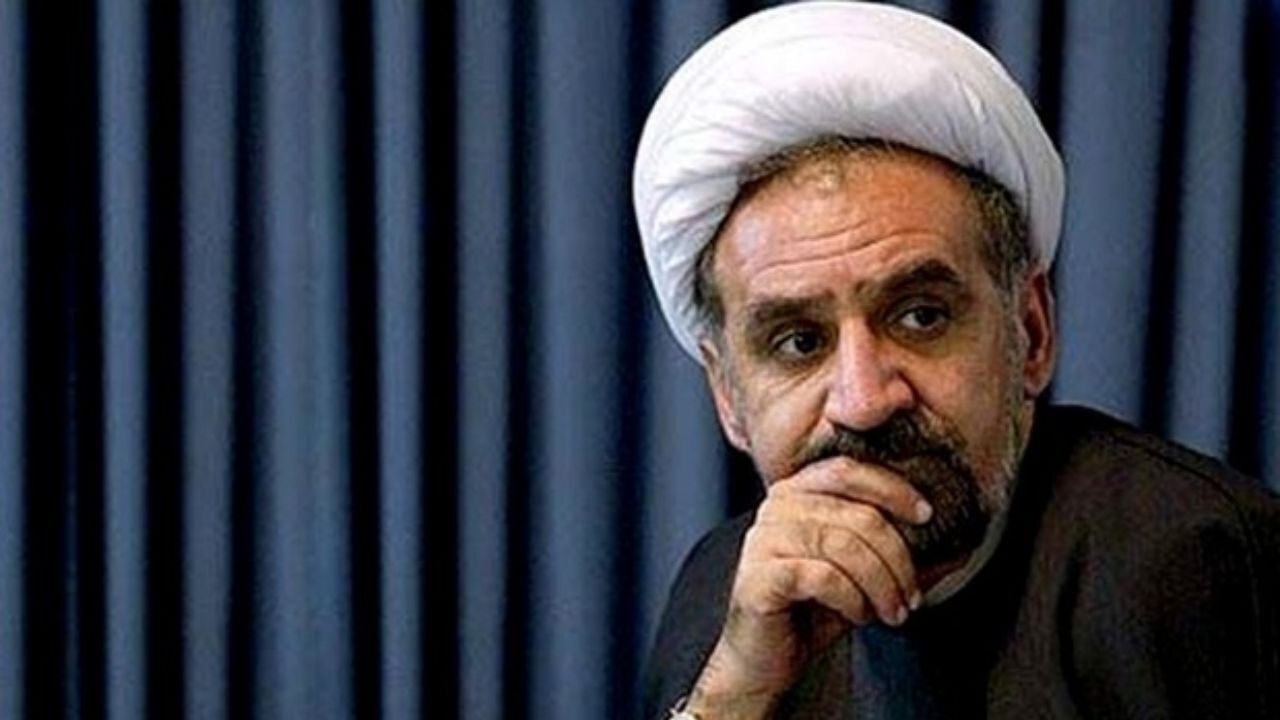 برخی مردم را برای رفع موانع خود می‌خواهند/ اگر نتوانستیم با خواست مردم همراهی کنیم از طرف آنها مجازات می‌شویم/ مقاومت دربرابر زورگویی‌ها نفع مردم را در پی دارد/ درصد بی‌‌اعتمادی بین مردم و حاکمیت مرتبا در افزایش است/ پاسخ مناسبی برای رد لوایح چهار گانه به