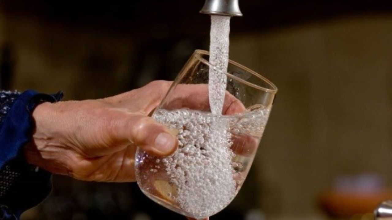 لزوم جوشاندن آب پیش از نوشیدن در مناطق سیل‌زده