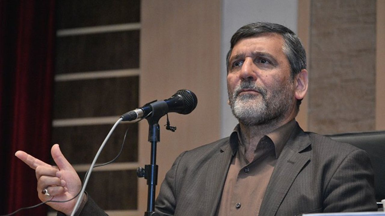 امروز عده‌ای می‌گویند آئین انقلاب روش خوبی برای اداره کشور نیست/برخی دوستان سابق انقلاب همان سخنانی را مطرح می‌کنند که دشمنان می‌گویند