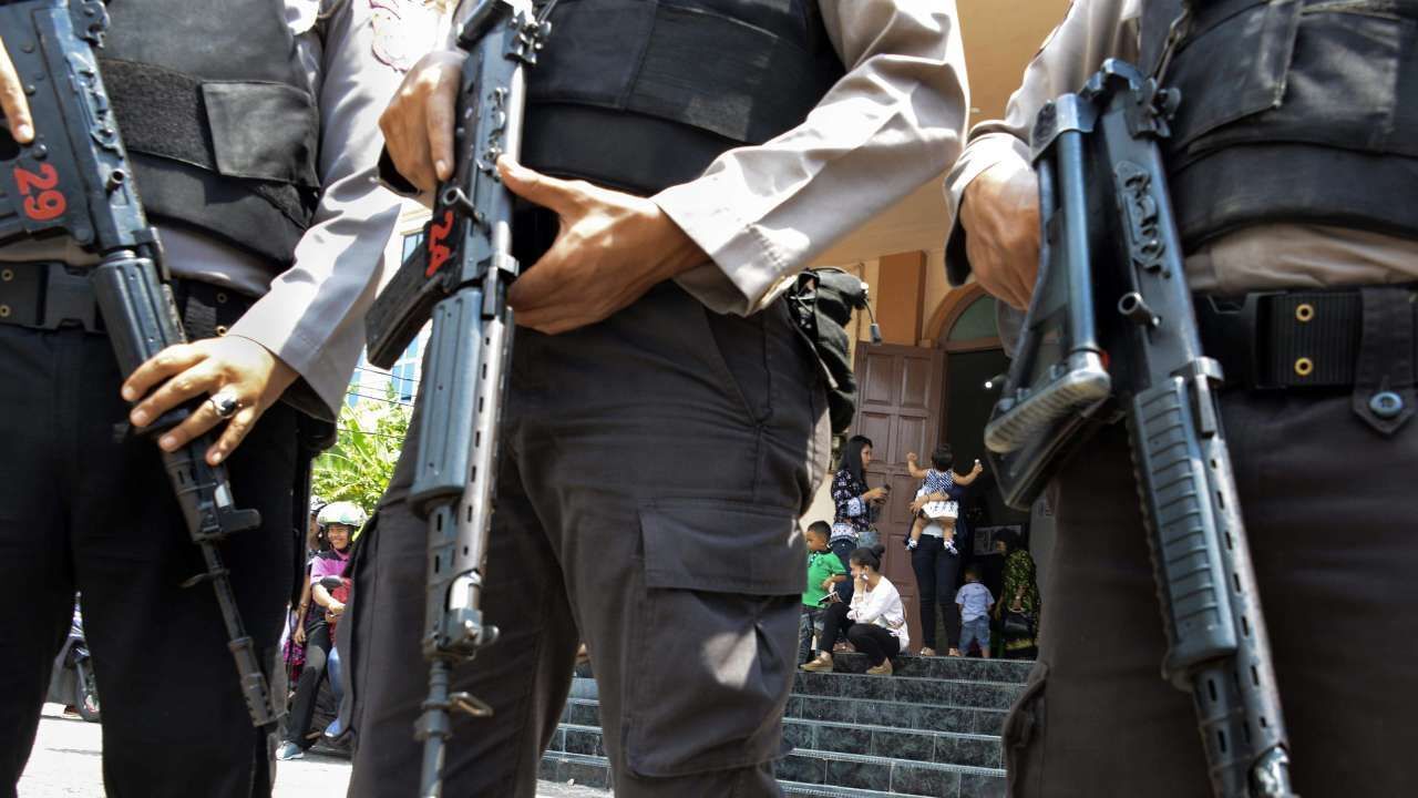 بیش از صد‌ زندانی در اندونزی در پی شورش فرار کردند