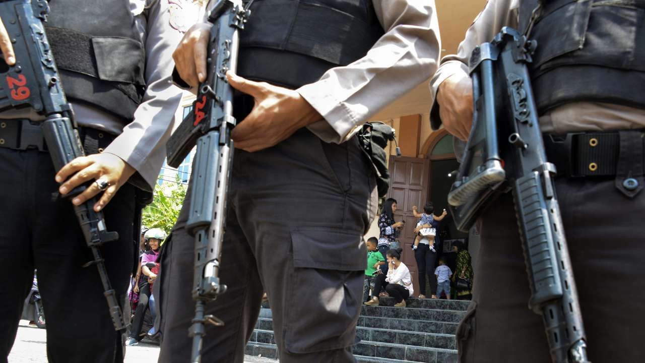بیش از صد‌ زندانی در اندونزی در پی شورش فرار کردند