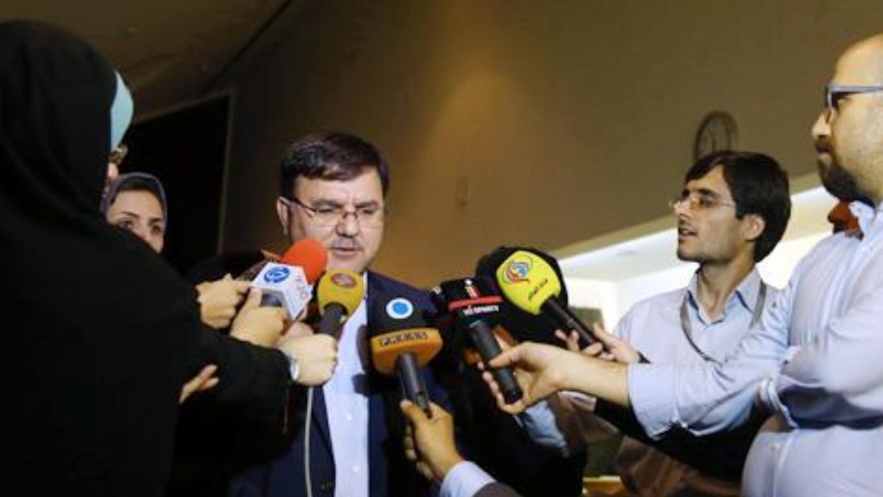 سهمیه‌بندی بنزین فعلاً متوقف است
