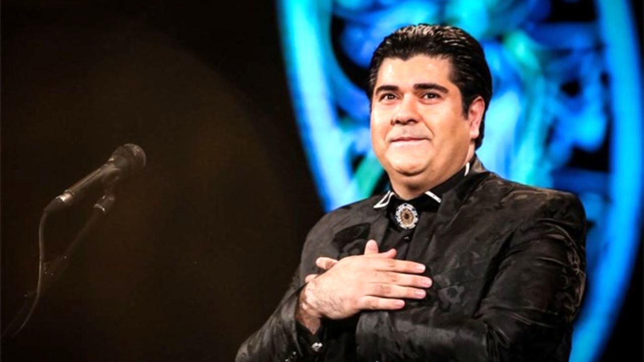 سالار عقیلی در مهاباد می‌خواند