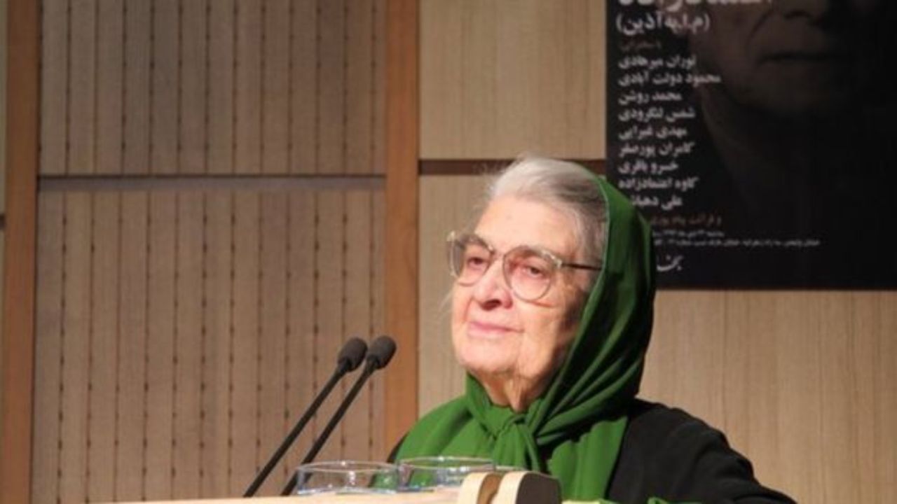 مراسمی برای تولد توران میرهادی
