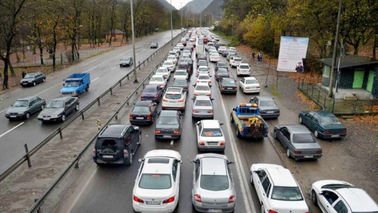 ترافیک سنگین در ورودی کلان‌شهرها