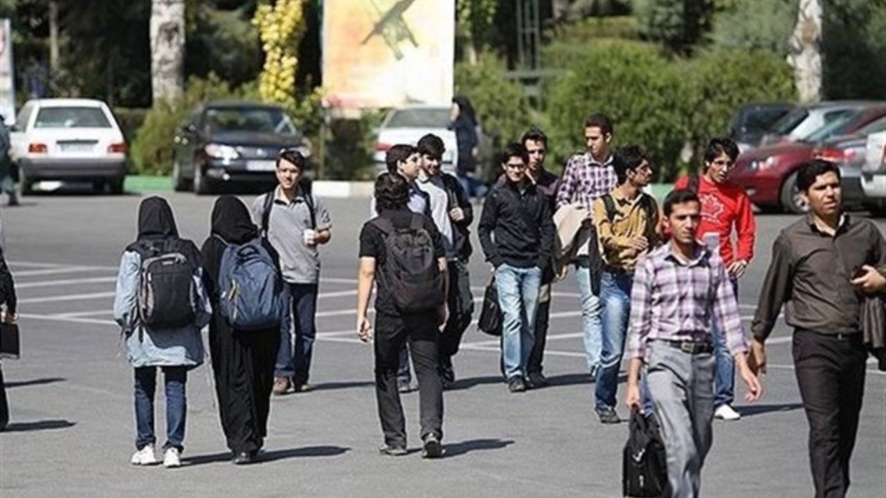 آیین‌نامه پوشش مناسب را با نگاه ارشادی و ترغیبی تدوین کرده‌ایم