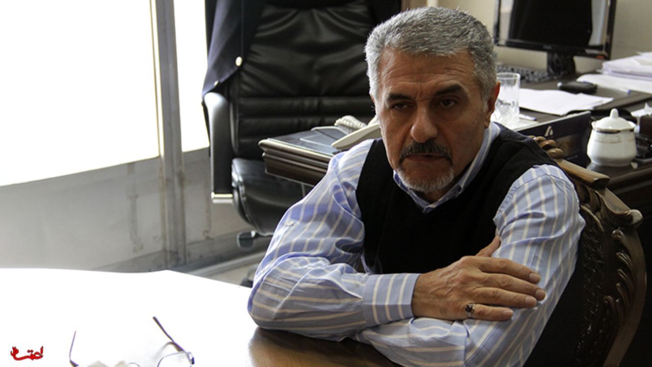 اینجا 1000 میلیارد تومان برای فساد خیلی عادی شده است/ به دلایل کاملا روشن در مسیر FATF سنگ‌اندازی می‌شود/ تصمیمات سیاسی مسئولان، اقتصاد کشور را زمین‌گیر کرده است/ 150 هزار میلیارد تومان جنس قاچاق با کولبری وارد کشور نمی‌شود/ رویه بررسی حزبی لوایح، بعد از 