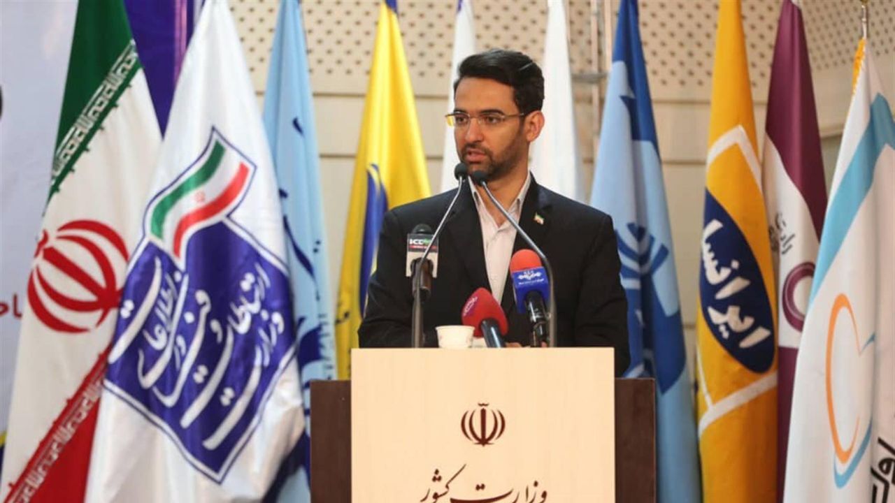 نقاط سفید نقشه ارتباطی کردستان را سبز می کنیم/ پوشش 50 درصد روستاهای فاقد پوشش تلفن همراه/ راه اندازی 100 سایت اینترنت پرسرعت در سال‌جاری
