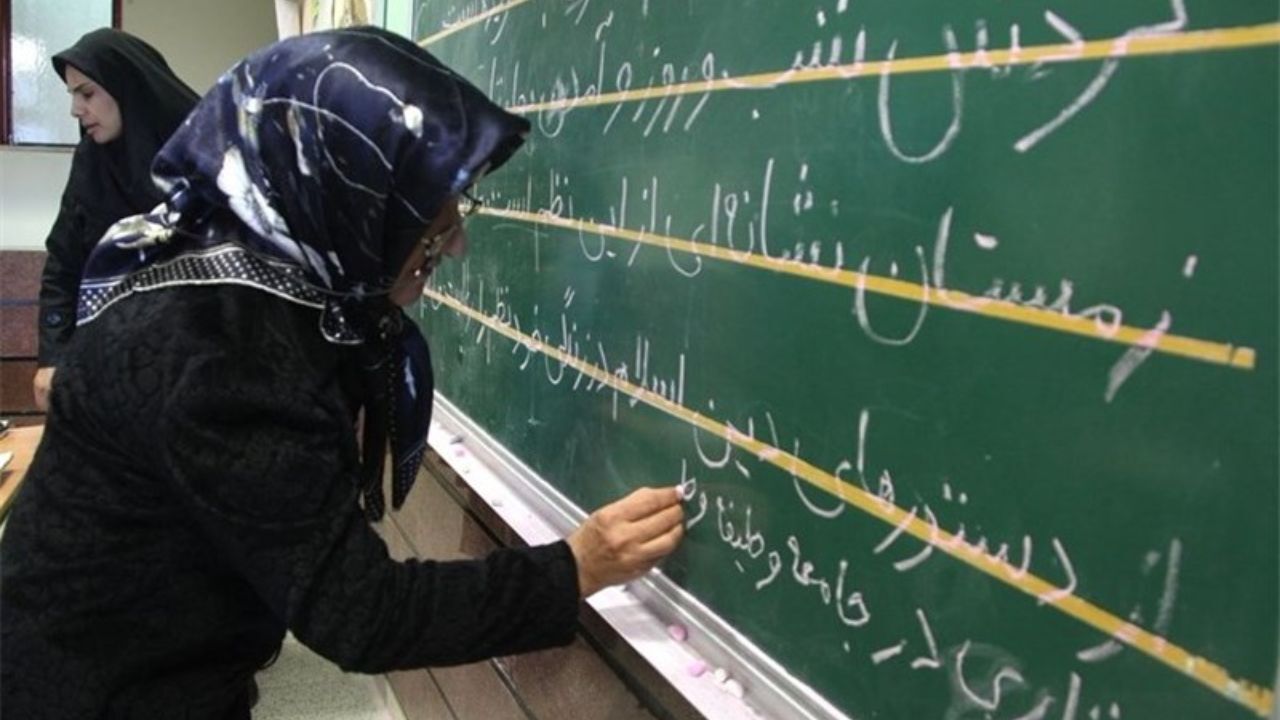 بیش از 82 درصد زنان ایران باسواد هستند