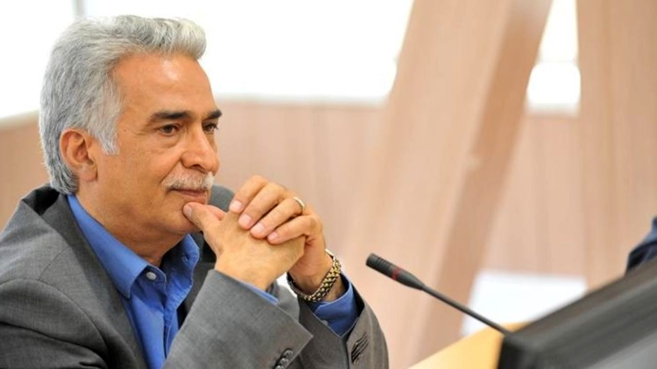 مشکلات اقتصادی را باید چریکی حل کنیم