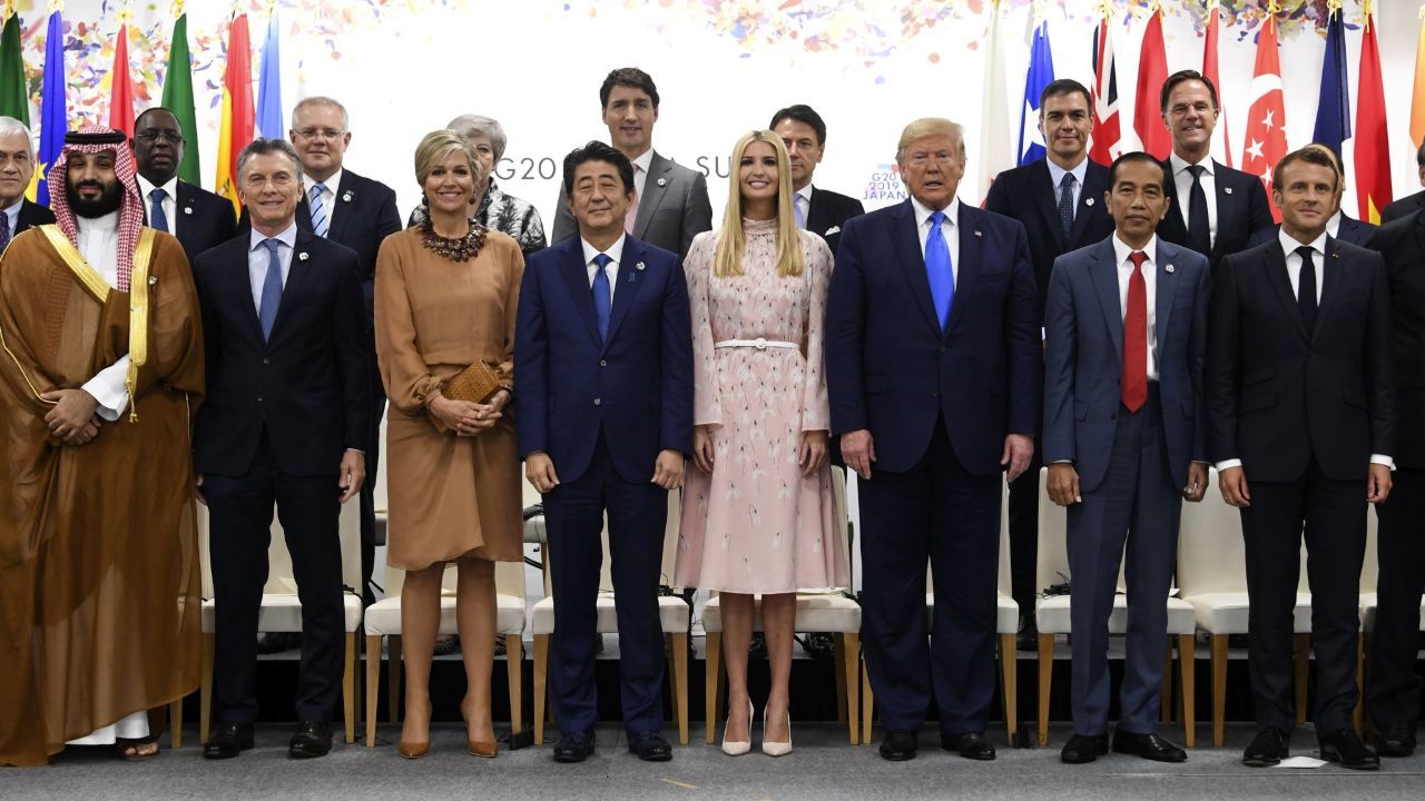 سناتور دموکرات از حضور پرحاشیه ایوانکا ترامپ در نشست گروه‌20 انتقاد کرد