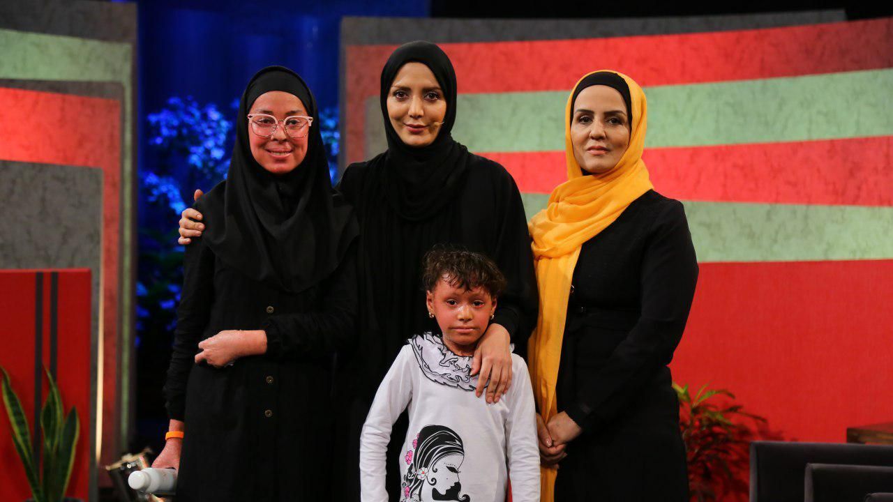 رویا میرعلمی به نمایش «مثبت فکر کن» پیوست