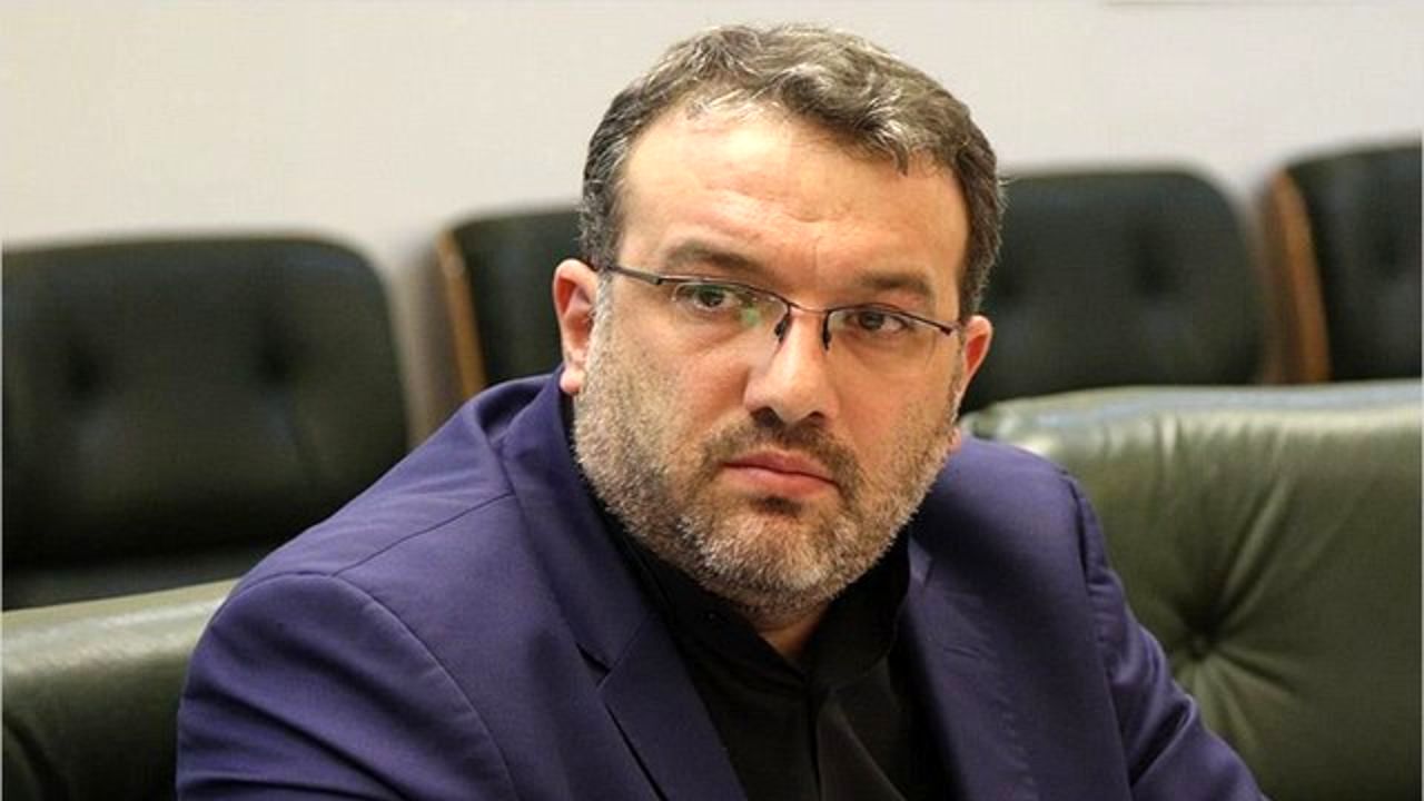 ابلاغ برخی مصوبات از در پشتی مجلس را پیگیری می‌کنیم