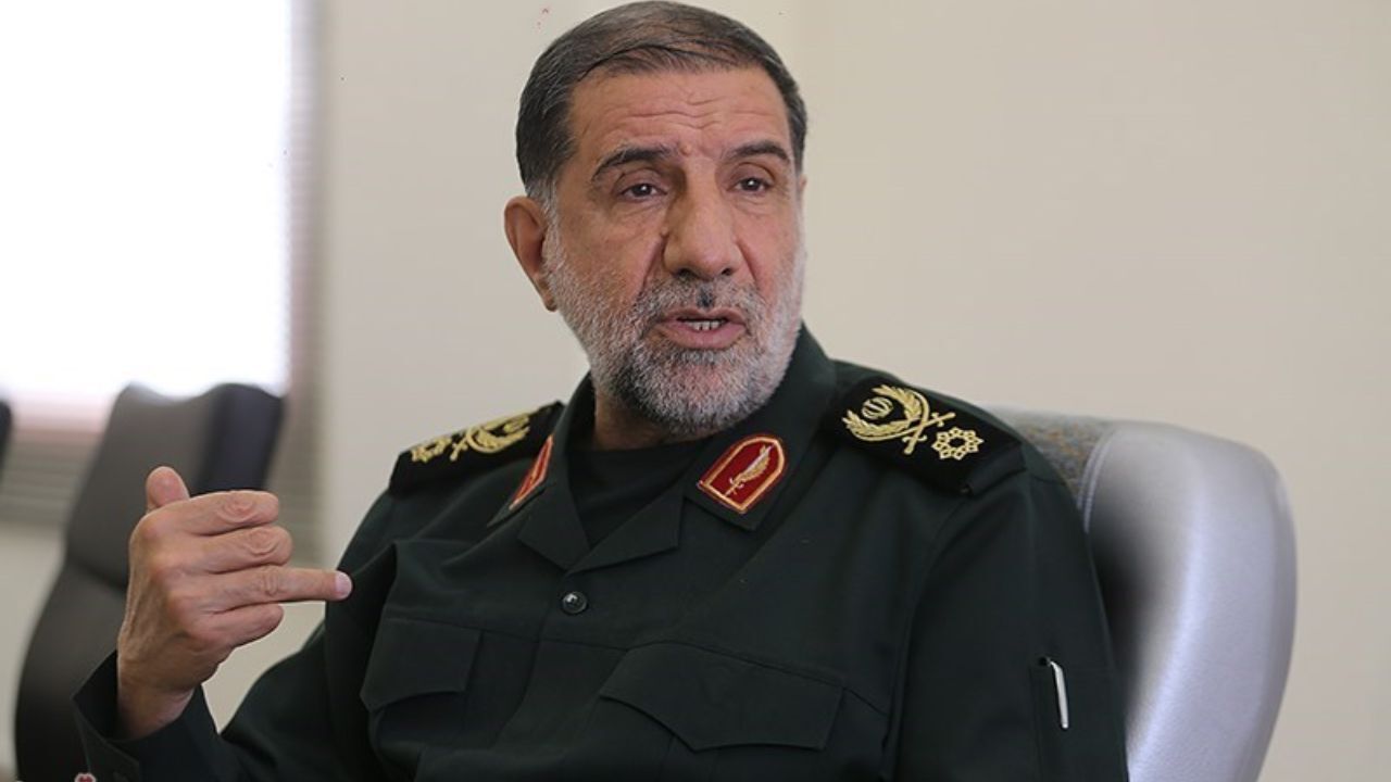 وقتی دولتی عوض می‌شود، وزرایش را تغییر می‌دهد/ سلیمانی  آگاهی و تسلط خوبی درباره بسیج دارد