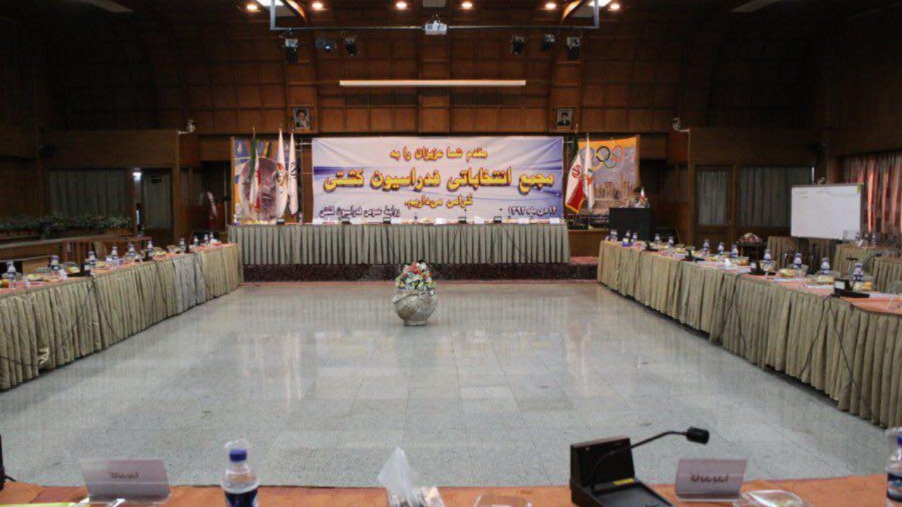 وزارت ورزش کشتی را از نظر اخلاقی نابود کرده است/ وزیر ورزش صلاحیت جایگاهی را که در آن قرار گرفته ندارد/ حیدری کار خوبی کرد که انصراف داد/ پیام رد صلاحیت ورزشکاران شناخته‌شده این است که جرمی مرتکب شده‌اند