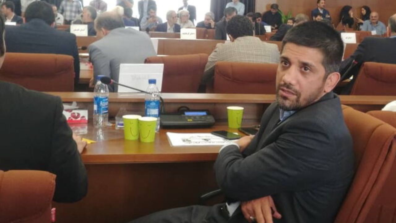 بنا تمایلی به حضور در مجمع انتخاباتی نداشت