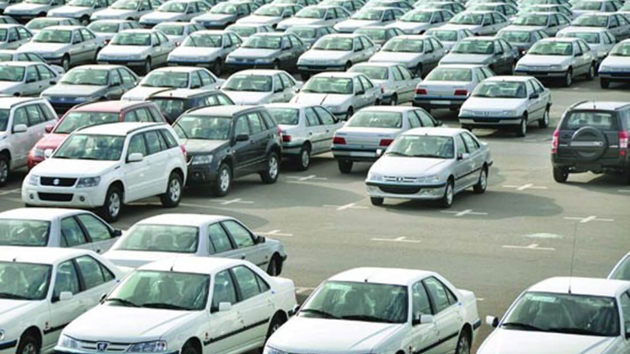 افت‌و‌خیز قیمت خودروهای صادراتی 97