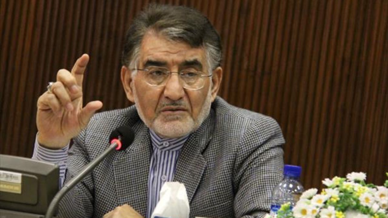 خرید و فروش پول در بانک‌ها اشکال شرعی دارد