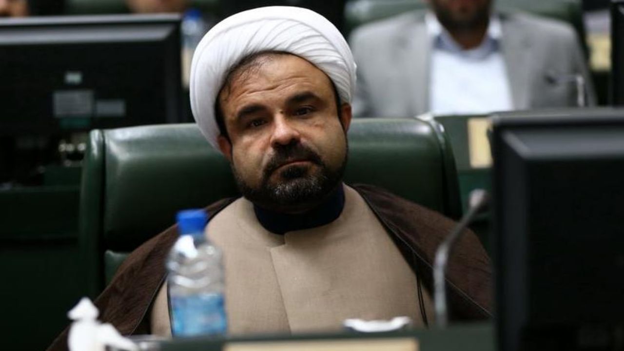 از مجلس 250 میلیون تومان پول رهن خانه گرفتم که باید برگردانم/ اجاره‌بها در یک سال گذشته دست‌کم 100 درصد افزایش پیدا کرده است/ تعداد خانه‌های خالی در کشور قابل توجه است/ مالیات خانه‌های خالی، بخشی از مشکلات حوزه مسکن را حل می‌کند/ افزایش قیمت مسکن بیش از ت