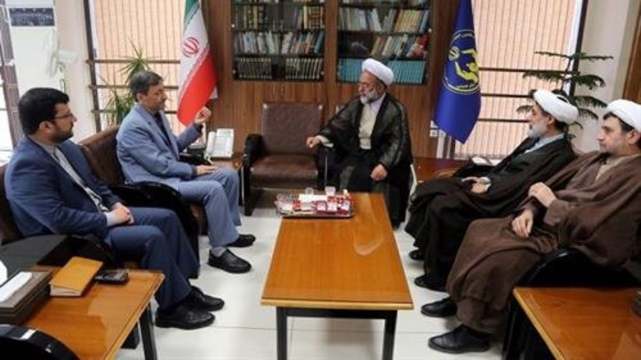 تشکر حضرت آیت‌الله خامنه‌ای از مردم متدین کشمیر